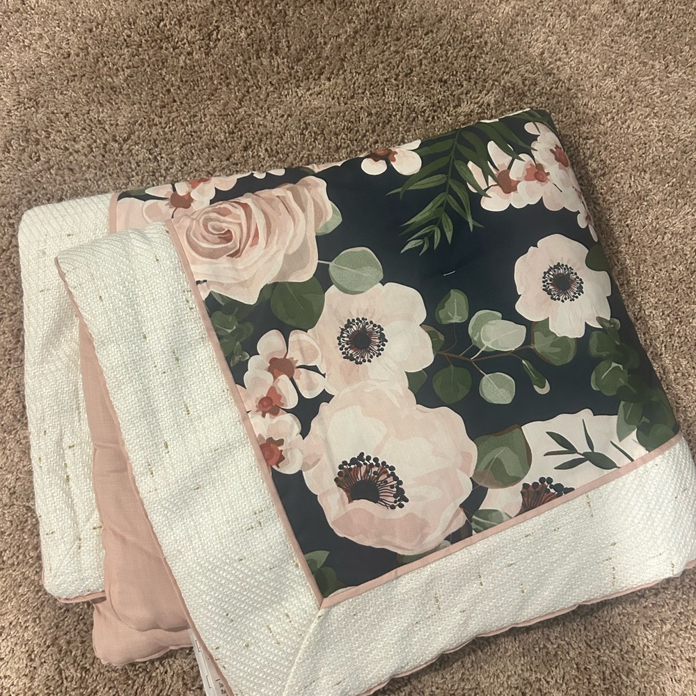 Floral Baby Bedding Set - Pink and Navy - Picture 2 of 3